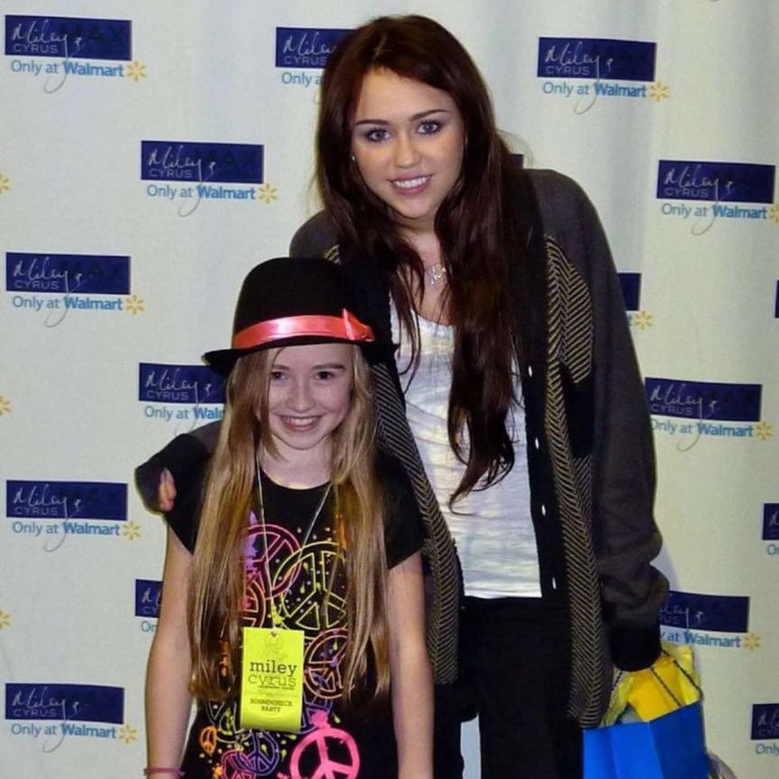 12-letnia Sabrina i Miley Cyrus