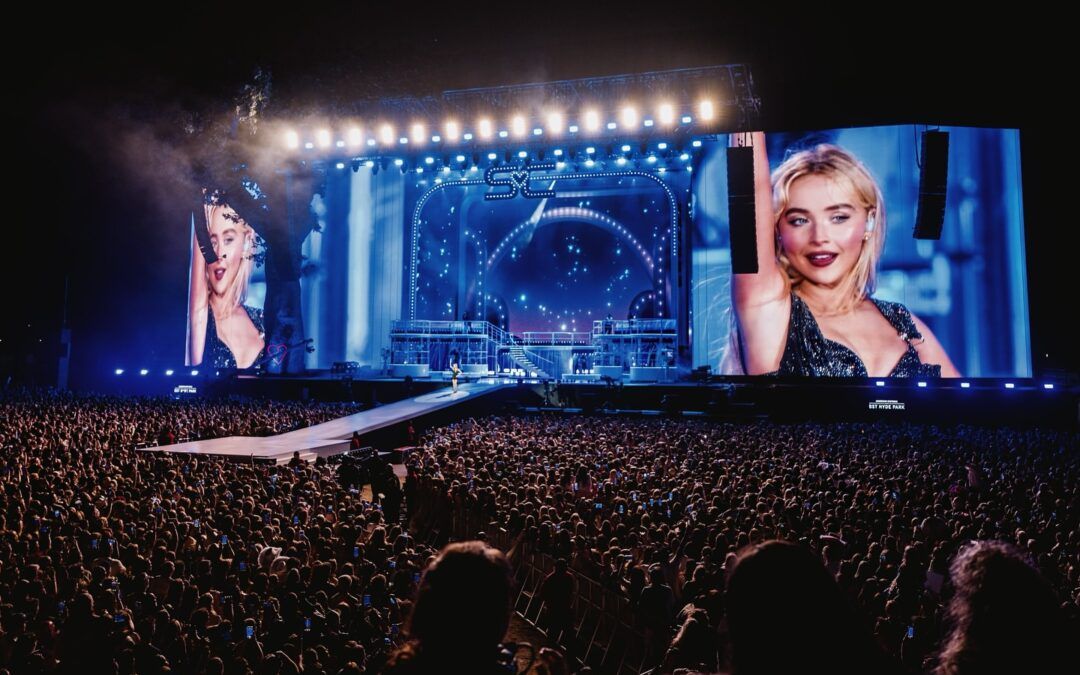 Olbrzymi przeciek! Sabrina Carpenter wystąpi w Warszawie w ramach „Man’s Best Friend Tour 2026”?