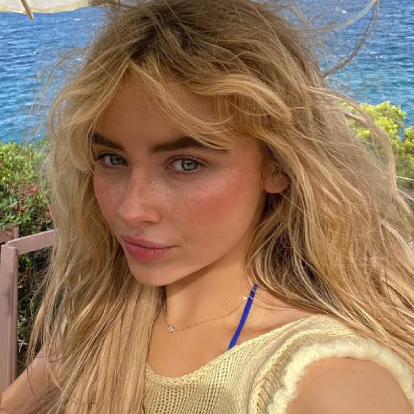 Bez Filtra: Anatomia Autentyczności Sabriny